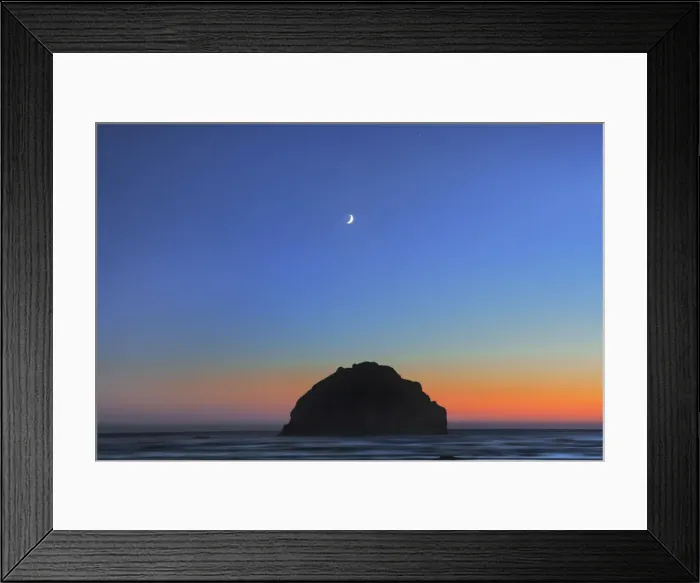 Framed Print : Coast landscape at Bandon Beach with moon - USA, Oregon, Coos, Bandon, Bandon Beach Framed Print : Coast landscape at Bandon Beach with moon - USA, Oregon, Coos, Bandon, Bandon Beach