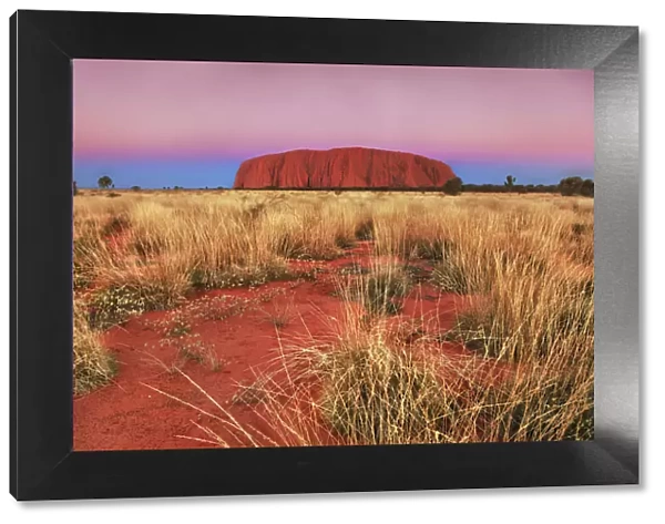 Ayers Rock at dusk - Australia, Northern Territory, Uluru-Kata-Tjuta National Park