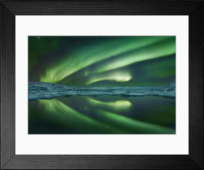 Framed Print : Polar light (Aurora Borealis) over Jokulsarlon - Iceland, Eastern Region Framed Print : Polar light (Aurora Borealis) over Jokulsarlon - Iceland, Eastern Region