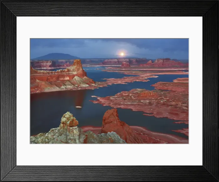 Framed Print : Sandstone erosion landscape and moon at Alstrom Point at Lake Powell - USA, Utah, Kane Framed Print : Sandstone erosion landscape and moon at Alstrom Point at Lake Powell - USA, Utah, Kane