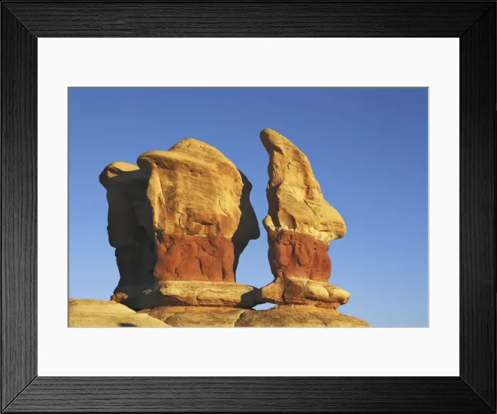 Framed Print : Sandstone erosion landscape in Devils Garden - USA, Utah, Kane, Escalante Canyons Framed Print : Sandstone erosion landscape in Devils Garden - USA, Utah, Kane, Escalante Canyons