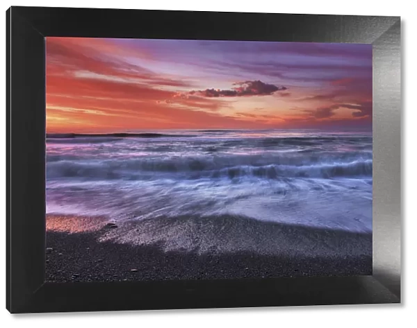 Sunset impression near Motukiekie Beach - New Zealand, South Island, West Coast, Grey