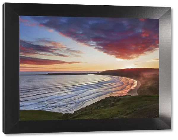 Sunset impression at Tautuku Bay - New Zealand, South Island, Otago, Clutha, Catlins