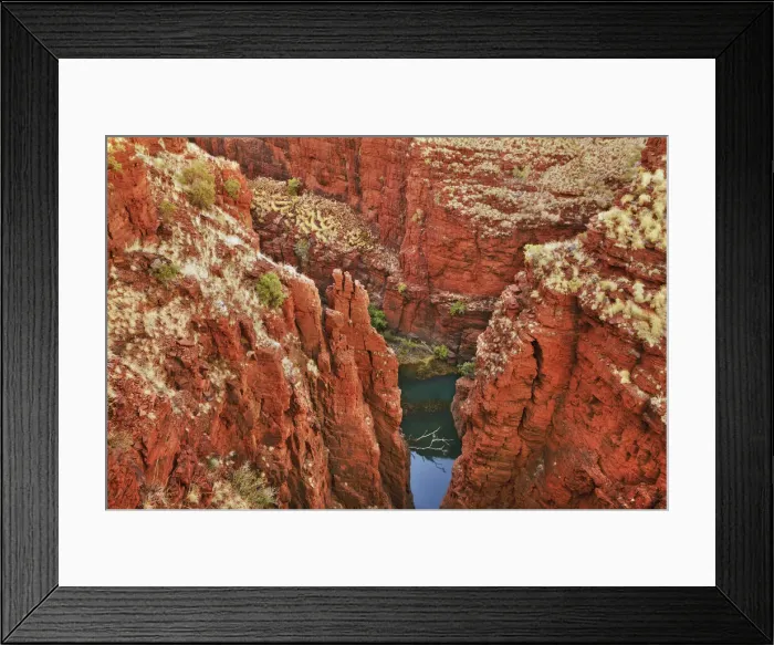 Framed Print : Canyon landscape at Oxer Lookout - Australia, Western Australia, Pilbara Framed Print : Canyon landscape at Oxer Lookout - Australia, Western Australia, Pilbara