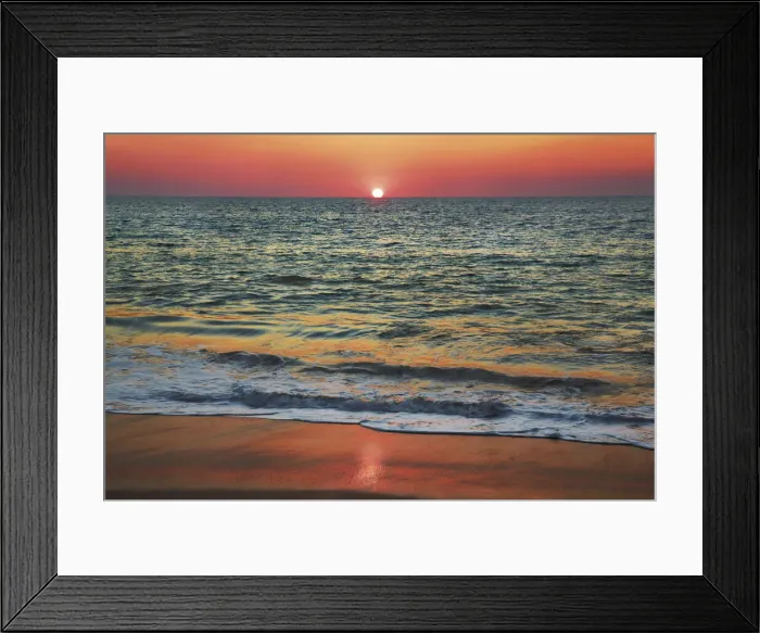 Framed Print : Sunset impression at ocean - Australia, Western Australia, Southwest Framed Print : Sunset impression at ocean - Australia, Western Australia, Southwest