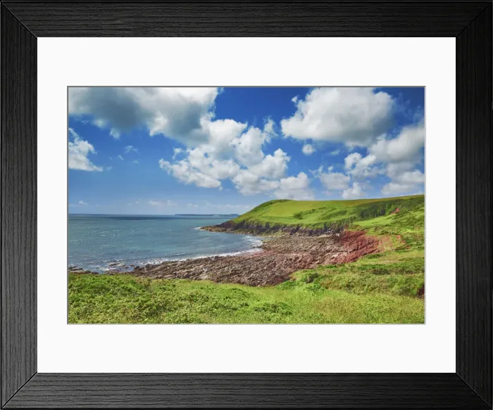 Framed Print : Ocean impression Manorbier Bay - United Kingdom, Wales, Pembrokeshire, Pembroke Framed Print : Ocean impression Manorbier Bay - United Kingdom, Wales, Pembrokeshire, Pembroke