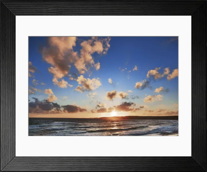 Framed Print : Ocean impression Freshwater West - United Kingdom, Wales, Pembrokeshire, Pembroke Framed Print : Ocean impression Freshwater West - United Kingdom, Wales, Pembrokeshire, Pembroke