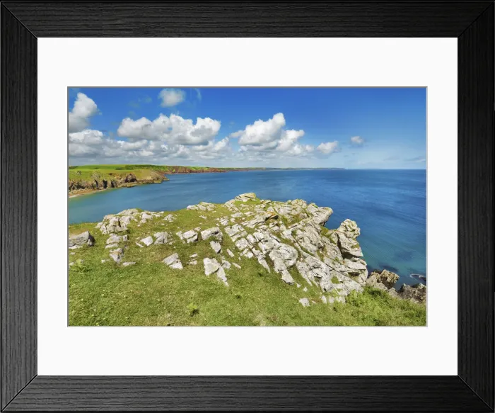 Framed Print : Cliff landscape at Barafundle Bay - United Kingdom, Wales, Pembrokeshire, Pembroke Framed Print : Cliff landscape at Barafundle Bay - United Kingdom, Wales, Pembrokeshire, Pembroke