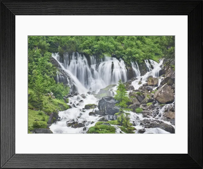 Framed Print : Waterfall Siebenbrunnen - Switzerland, Bern, Obersimmental-Saanen, Obersimmental, Lenk Framed Print : Waterfall Siebenbrunnen - Switzerland, Bern, Obersimmental-Saanen, Obersimmental, Lenk