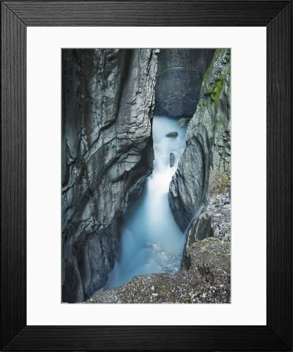 Framed Print : Mountain brook in Rosenlaui gorge - Switzerland, Bern, Interlaken-Oberhasli, Meiringen Framed Print : Mountain brook in Rosenlaui gorge - Switzerland, Bern, Interlaken-Oberhasli, Meiringen