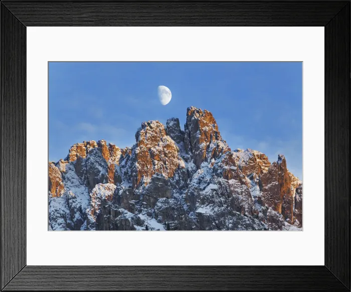 Framed Print : Mountain impression Cadini di Misurina and moon - Italy, Veneto, Belluno Framed Print : Mountain impression Cadini di Misurina and moon - Italy, Veneto, Belluno