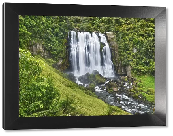Waterfall - New Zealand, North Island, Waikato, Waitomo, Marokopa Falls