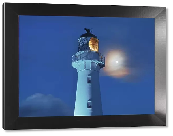 Lighthouse and full moon - New Zealand, North Island, Wellington, Masterton, Castlepoint