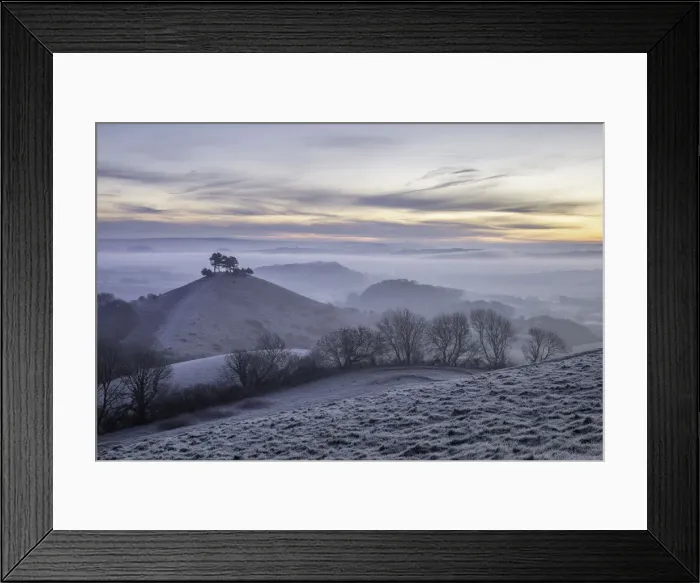 Framed Print : Frosty winter sunrise at Colmers Hill viewed from Quarry Hill, Bridport, Dorset