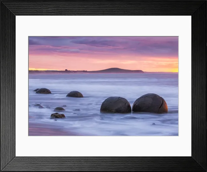Framed Print : Moeraki Boulders at sunrise, Koekohe Beach, Otago, New Zealand Framed Print : Moeraki Boulders at sunrise, Koekohe Beach, Otago, New Zealand