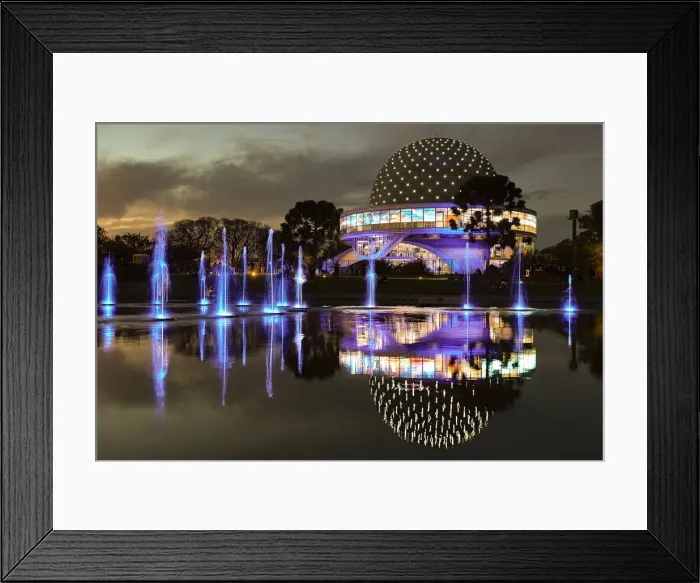 Framed Print : The Planetarium Galileo Galilei'at twilight, Parque Tres de Febrero, Palermo Framed Print : The Planetarium Galileo Galilei'at twilight, Parque Tres de Febrero, Palermo