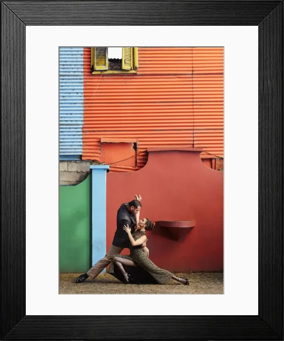 Framed Print : A couple of Professional Tango dancers in the colorful Caminito de la Boca, Buenos Aires, Argentina. (MR)