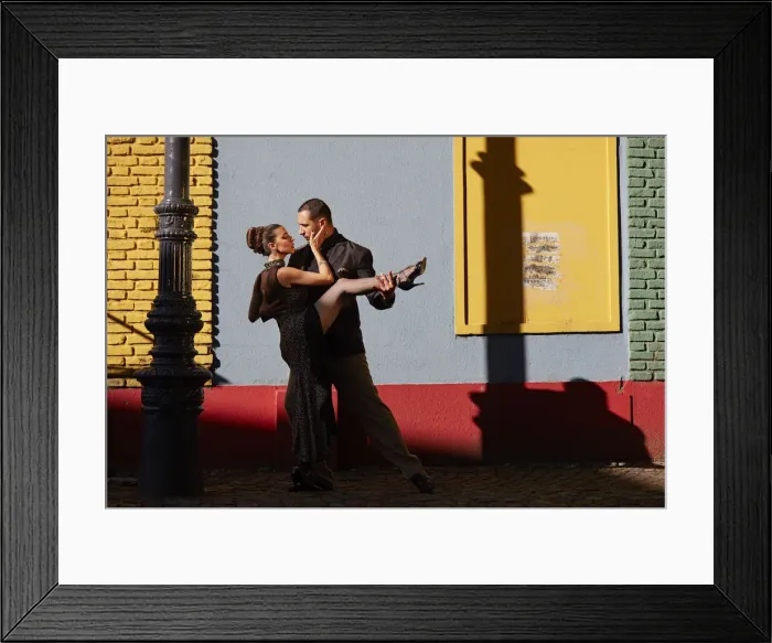 Framed Print : A couple of Professional Tango dancers in the colorful Caminito de la Boca, Buenos Aires, Argentina. (MR) Framed Print : A couple of Professional Tango dancers in the colorful Caminito de la Boca, Buenos Aires, Argentina. (MR)