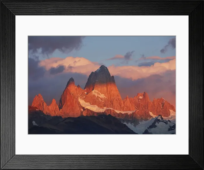 Framed Print : Sunrise over the Fitz Roy mountain, Los Glaciares National Park, El Chalten, Argentina Framed Print : Sunrise over the Fitz Roy mountain, Los Glaciares National Park, El Chalten, Argentina