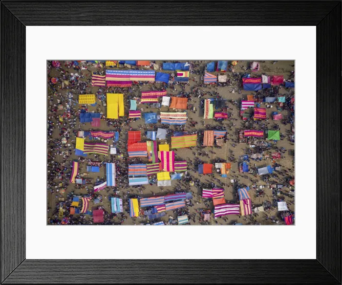 Framed Print : Aerial view of people in a traditional local fish market with colourful bazaars in Framed Print : Aerial view of people in a traditional local fish market with colourful bazaars in