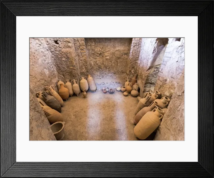 Framed Print : Amphorae in ancien Pompei village, Naples district, Campania, Italy