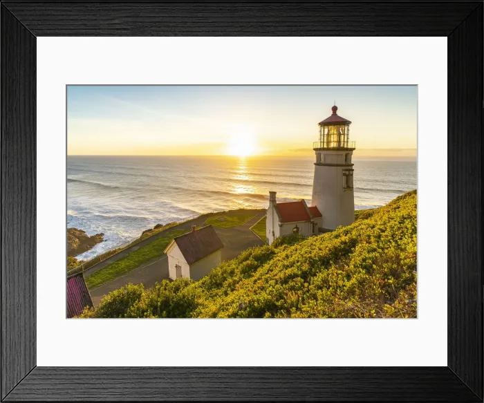 Framed Print : Heceta Head Lighthouse at sunset. Florence, Lane county, Oregon, USA