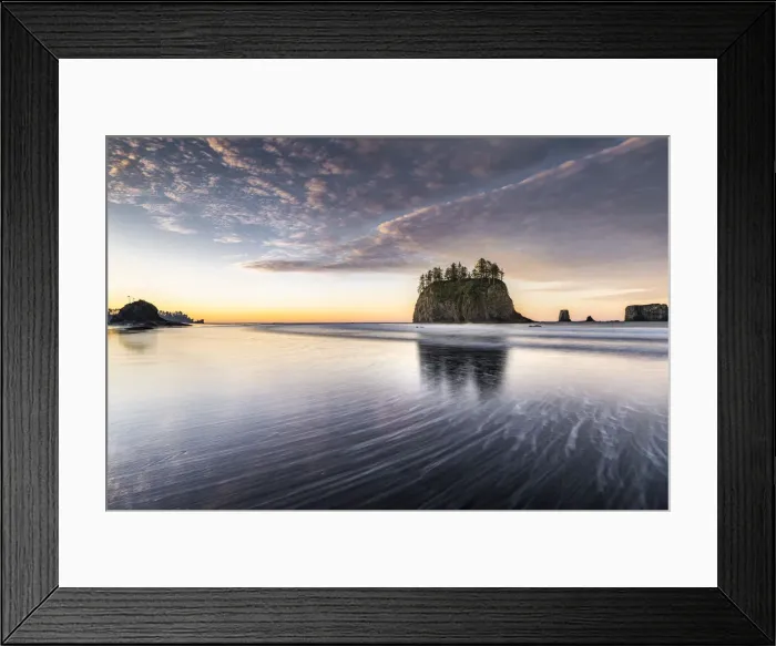 Framed Print : Sea stacks and reflection on low tide at dawn. Second Beach, La Push, Clallam county Framed Print : Sea stacks and reflection on low tide at dawn. Second Beach, La Push, Clallam county