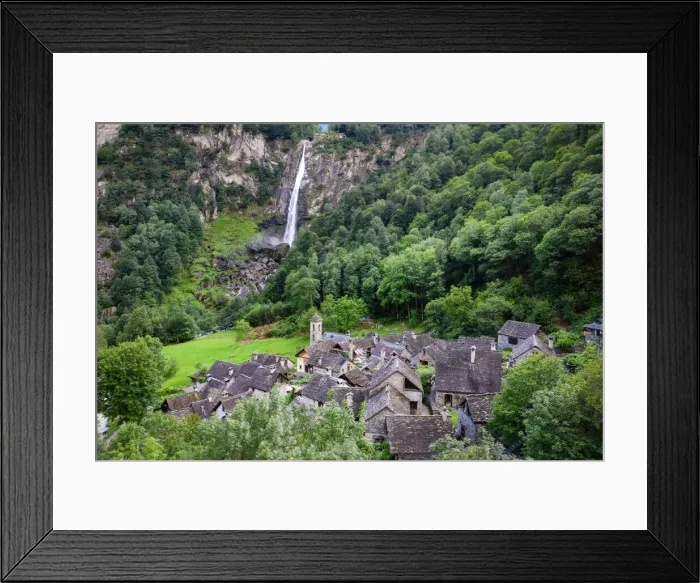 Framed Print : Village of Foroglio in Canton Ticino, Valle Maggia, Switzerland Framed Print : Village of Foroglio in Canton Ticino, Valle Maggia, Switzerland