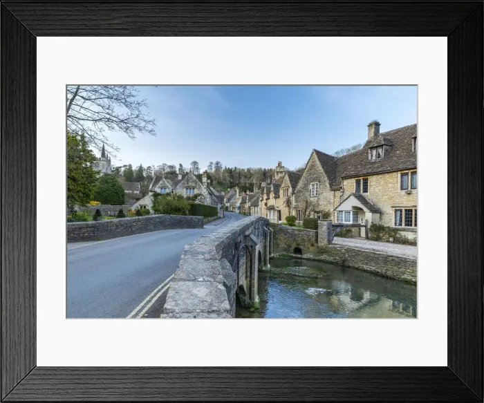Framed Print : Castle Combe, Gloucester, England Framed Print : Castle Combe, Gloucester, England