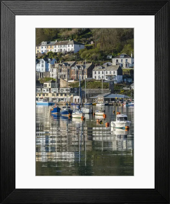 Framed Print : Boats moored in Looes pretty harbour at dawn, Looe, Cornwall, England Framed Print : Boats moored in Looes pretty harbour at dawn, Looe, Cornwall, England