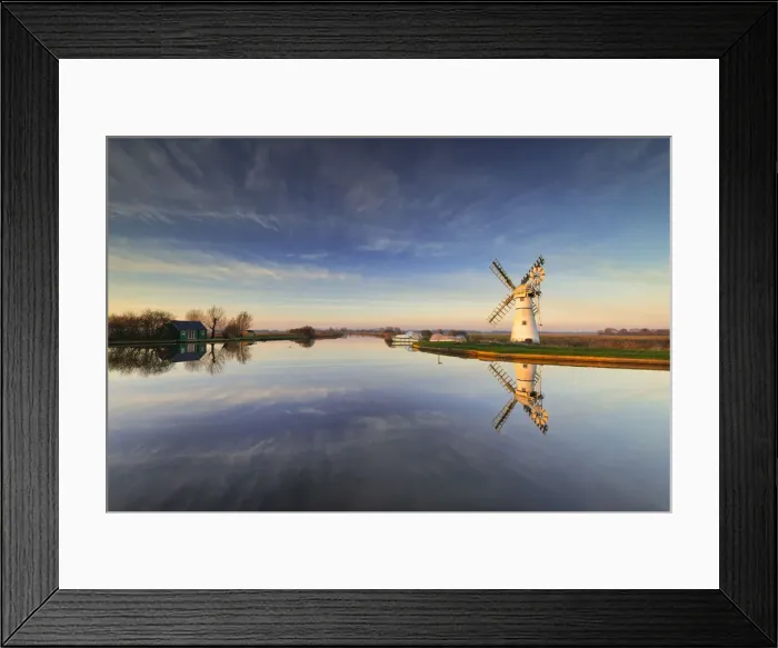 Framed Print : Thurne Mill Reflecting in River Thurne Framed Print : Thurne Mill Reflecting in River Thurne