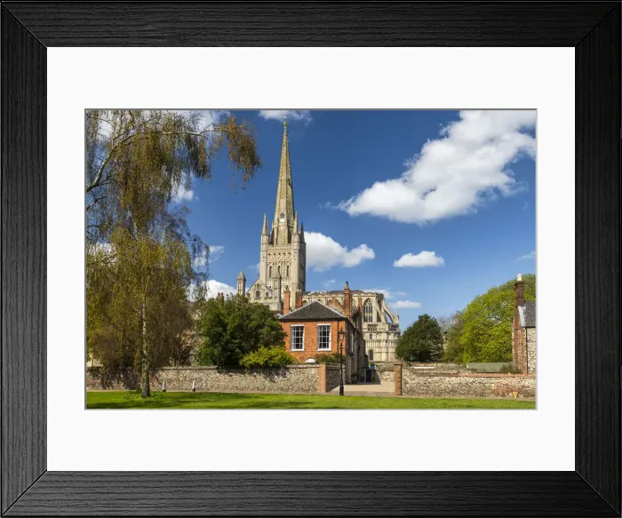 Framed Print : Norwich Cathedral in Spring, Norwich, Norfolk, England Framed Print : Norwich Cathedral in Spring, Norwich, Norfolk, England