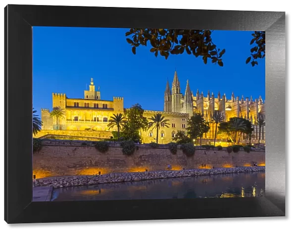 Royal Palace of La Almudaina & Cathedral La Seu, Palma, Mallorca, Balearic Islands