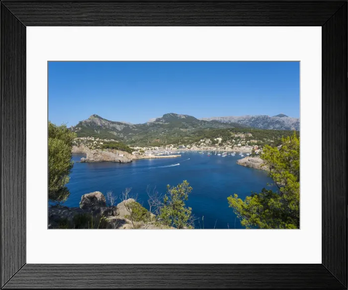 Framed Print : Port de Soller, Serra de Tramuntana, Mallorca, Balearic Islands, Spain Framed Print : Port de Soller, Serra de Tramuntana, Mallorca, Balearic Islands, Spain