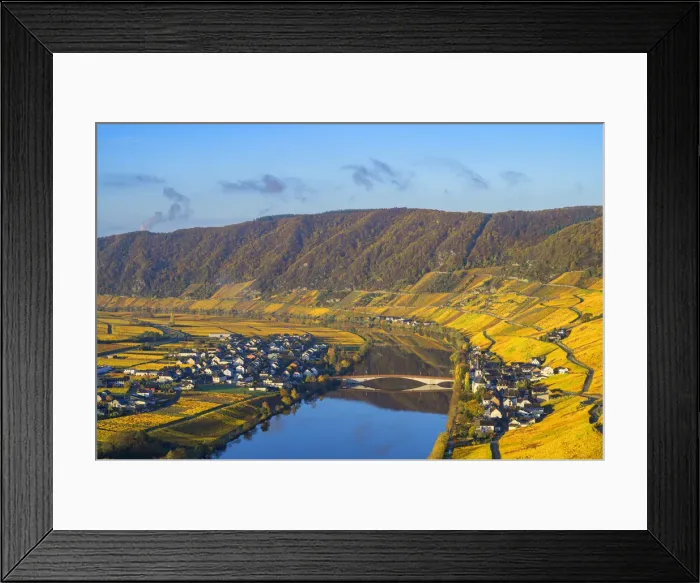 Framed Print : Piesport, Mosel valley, Rhineland-Palatinate, Germany Framed Print : Piesport, Mosel valley, Rhineland-Palatinate, Germany