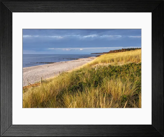 Framed Print : West beach on the Baltic Sea, peninsula Fischland-Darss-Zingst Framed Print : West beach on the Baltic Sea, peninsula Fischland-Darss-Zingst
