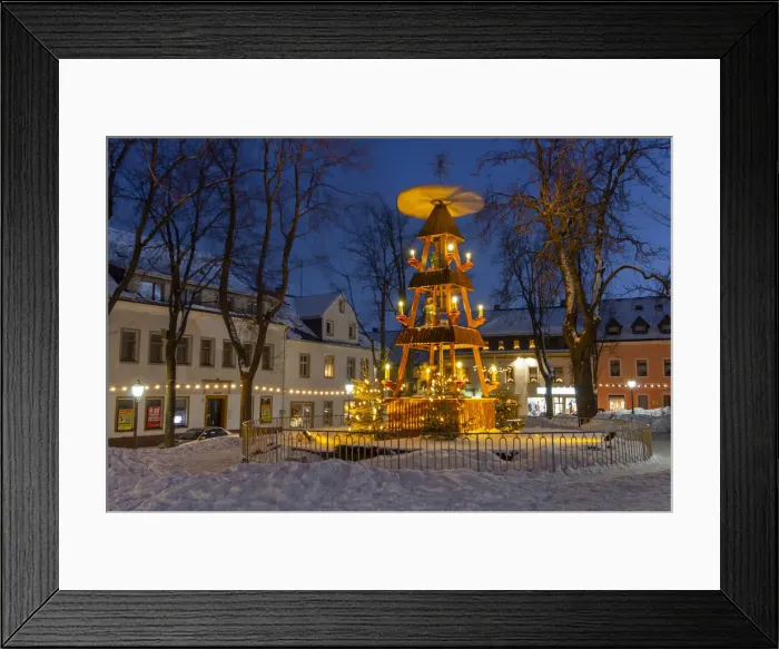 Framed Print : Christmas pyramid in Oberwiesental, Ore Mountains, Erzgebirge, Saxony, Germany, Europe Framed Print : Christmas pyramid in Oberwiesental, Ore Mountains, Erzgebirge, Saxony, Germany, Europe