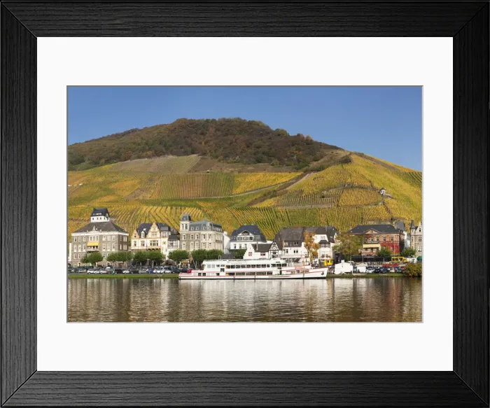 Framed Print : Bernkastel-Kues, Moselle Valley, Rhineland-Palatinate, Germany Framed Print : Bernkastel-Kues, Moselle Valley, Rhineland-Palatinate, Germany