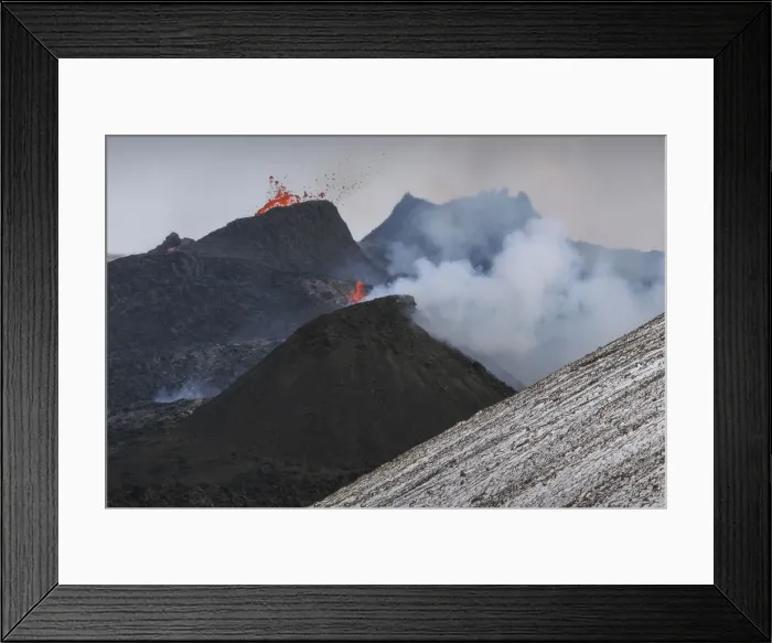 Framed Print : The Fagradalsfjall eruption, Geldingaldalir, Reykjanes Peninsula, Iceland Framed Print : The Fagradalsfjall eruption, Geldingaldalir, Reykjanes Peninsula, Iceland