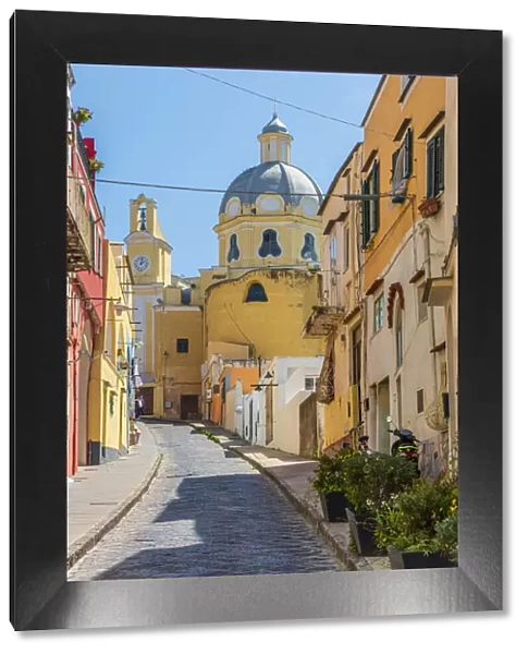 Europe, Italy, Campania. A typical street on the island of Procida