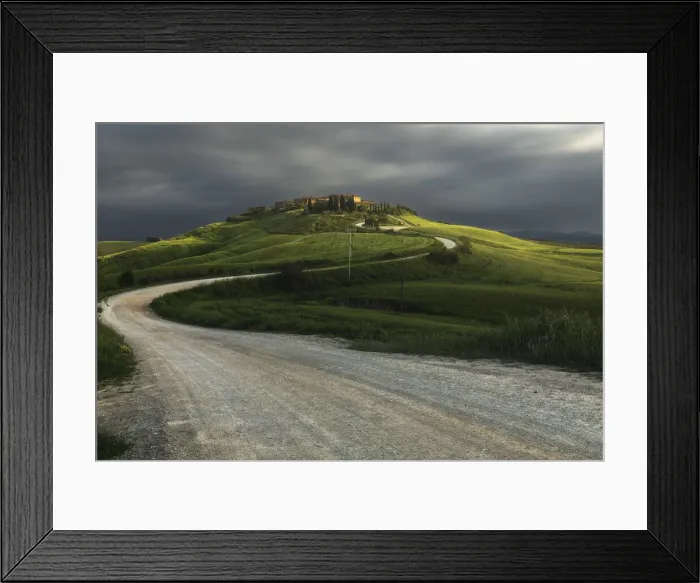 Framed Print : Mucigliani, located deep in the heart of the Crete Senesi, Tuscany, Italy Framed Print : Mucigliani, located deep in the heart of the Crete Senesi, Tuscany, Italy