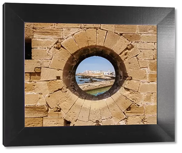 Round window in the walls of the Citadel by the Scala Harbour, Essaouira
