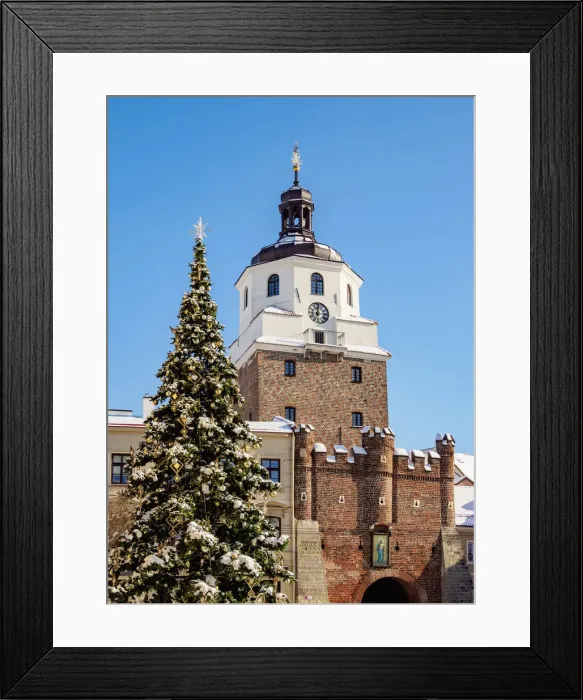 Framed Print : Christmas Tree and The Cracow Tower, winter, Lublin, Lublin Voivodeship, Poland Framed Print : Christmas Tree and The Cracow Tower, winter, Lublin, Lublin Voivodeship, Poland