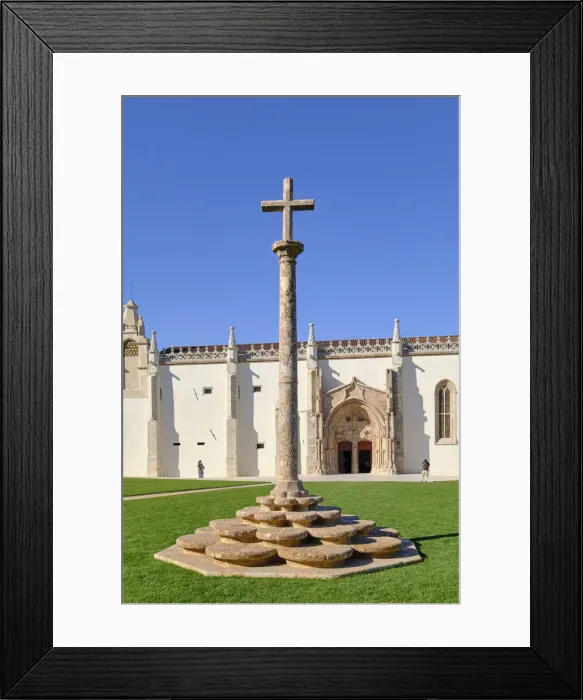 Framed Print : The 15th century Convento de Jesus (Jesus Convent) designed by the architect Diogo Framed Print : The 15th century Convento de Jesus (Jesus Convent) designed by the architect Diogo