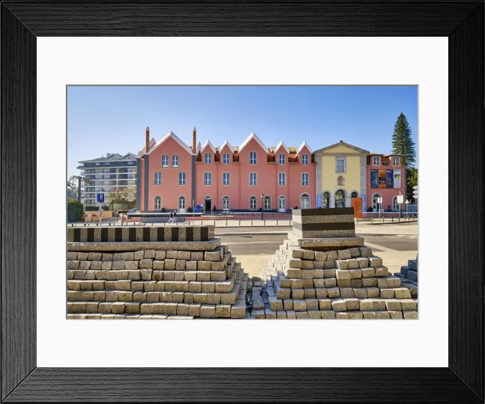 Framed Print : Cascais Cultural Center and a John Aiken street art piece (2010, Histories in Collision) Framed Print : Cascais Cultural Center and a John Aiken street art piece (2010, Histories in Collision)