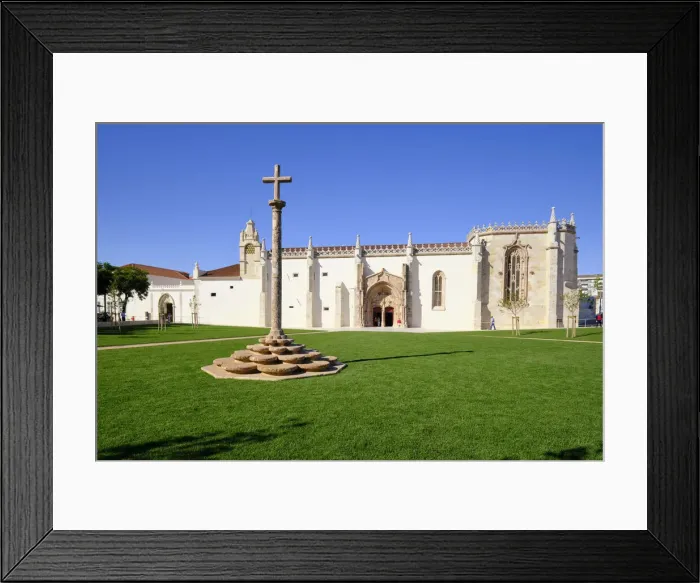 Framed Print : The 15th century Convento de Jesus (Jesus Convent) designed by the architect Diogo Framed Print : The 15th century Convento de Jesus (Jesus Convent) designed by the architect Diogo