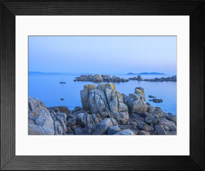 Framed Print : Praia de Pedras Negras, San Vincente do Mar, Pontevedra, Galicia, Spain Framed Print : Praia de Pedras Negras, San Vincente do Mar, Pontevedra, Galicia, Spain