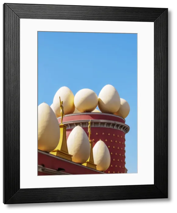 Framed Print : Salvador Dali Theatre and Museum, detailed view, Figueres or Figueras, Catalonia, Spain Framed Print : Salvador Dali Theatre and Museum, detailed view, Figueres or Figueras, Catalonia, Spain