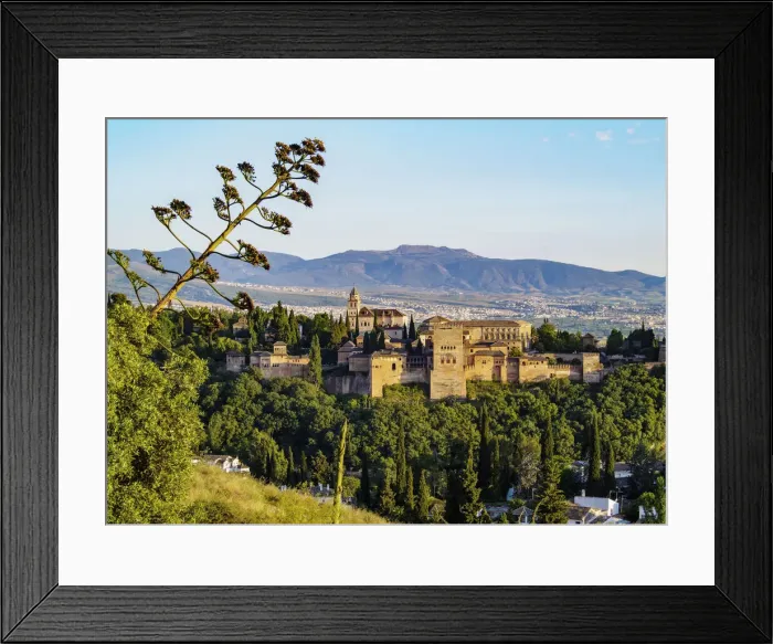 Framed Print : The Alhambra, a palace and fortress complex, sunset, Granada, Andalusia, Spain Framed Print : The Alhambra, a palace and fortress complex, sunset, Granada, Andalusia, Spain