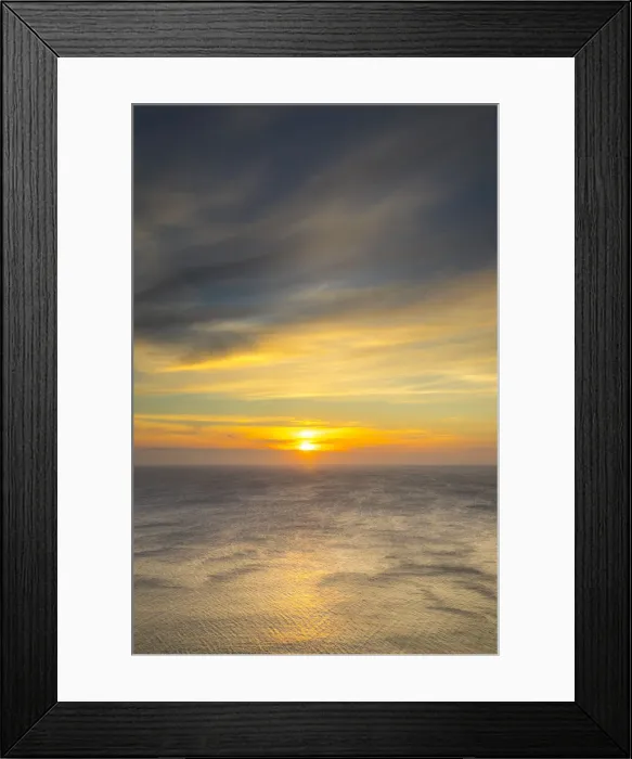 Framed Print : Sunset at Bedruthan Steps, Cornwall, England, UK Framed Print : Sunset at Bedruthan Steps, Cornwall, England, UK